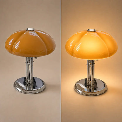 Lampe de chevet Mycéna éteinte et allumée : rendu du cristal ambré en blanc chaud | Cocon de Lune