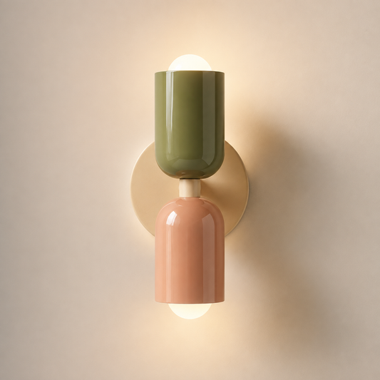 Lampe de chevet murale ArkaWall vert et rose allumee, vue de face