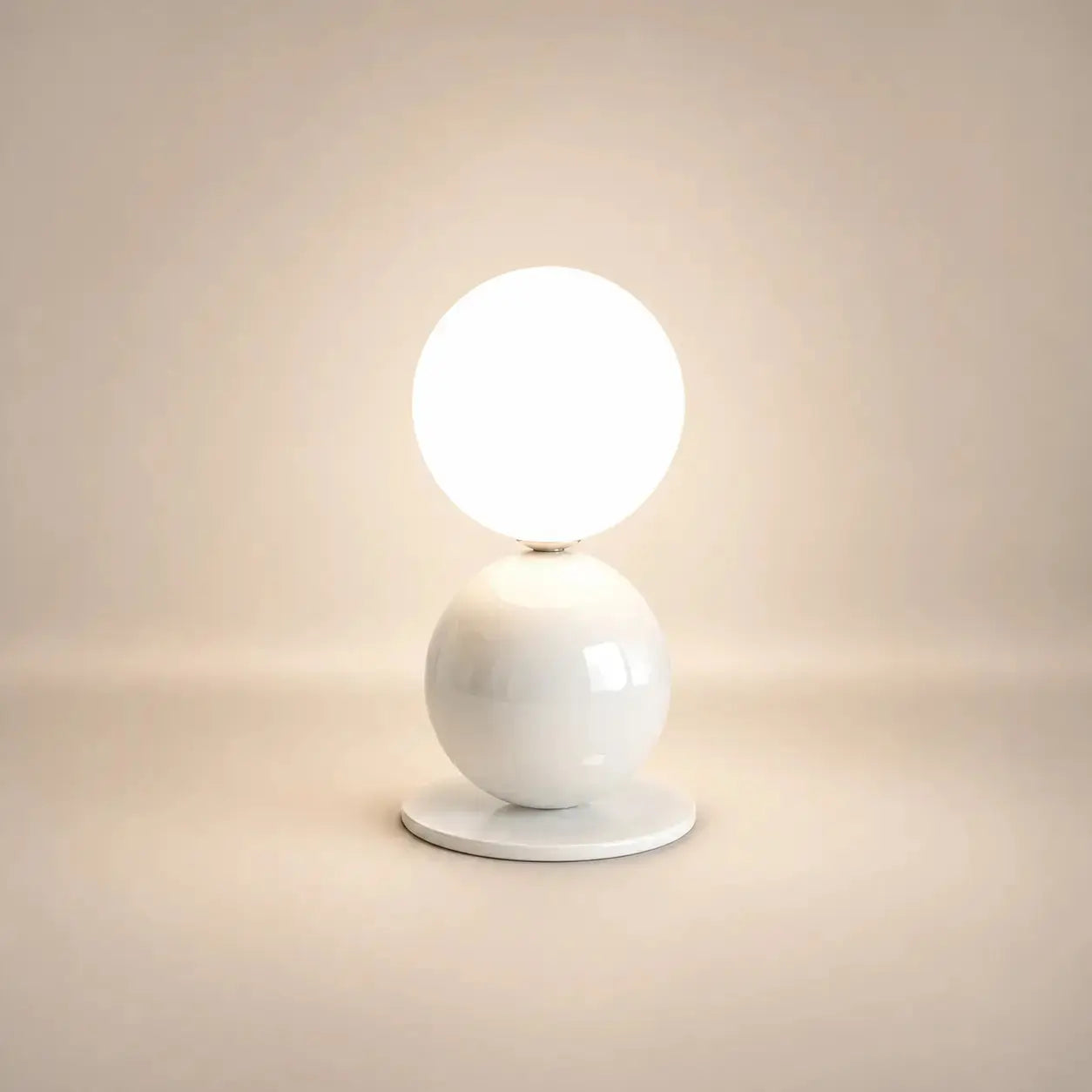 Lampe de Chevet Originale - Spheria | Cocon de Lune Blanc