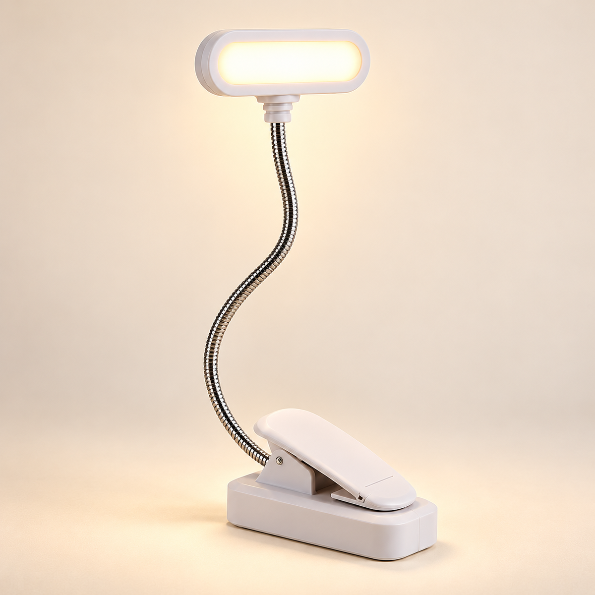 Lampe de Chevet Pince à Piles - AttacheLumière | Cocon de Lune - Blanche