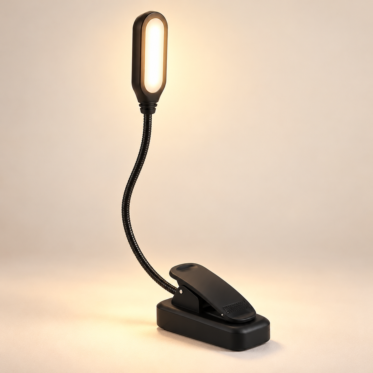 Lampe de Chevet Pince à Piles - AttacheLumière | Cocon de Lune - Noire