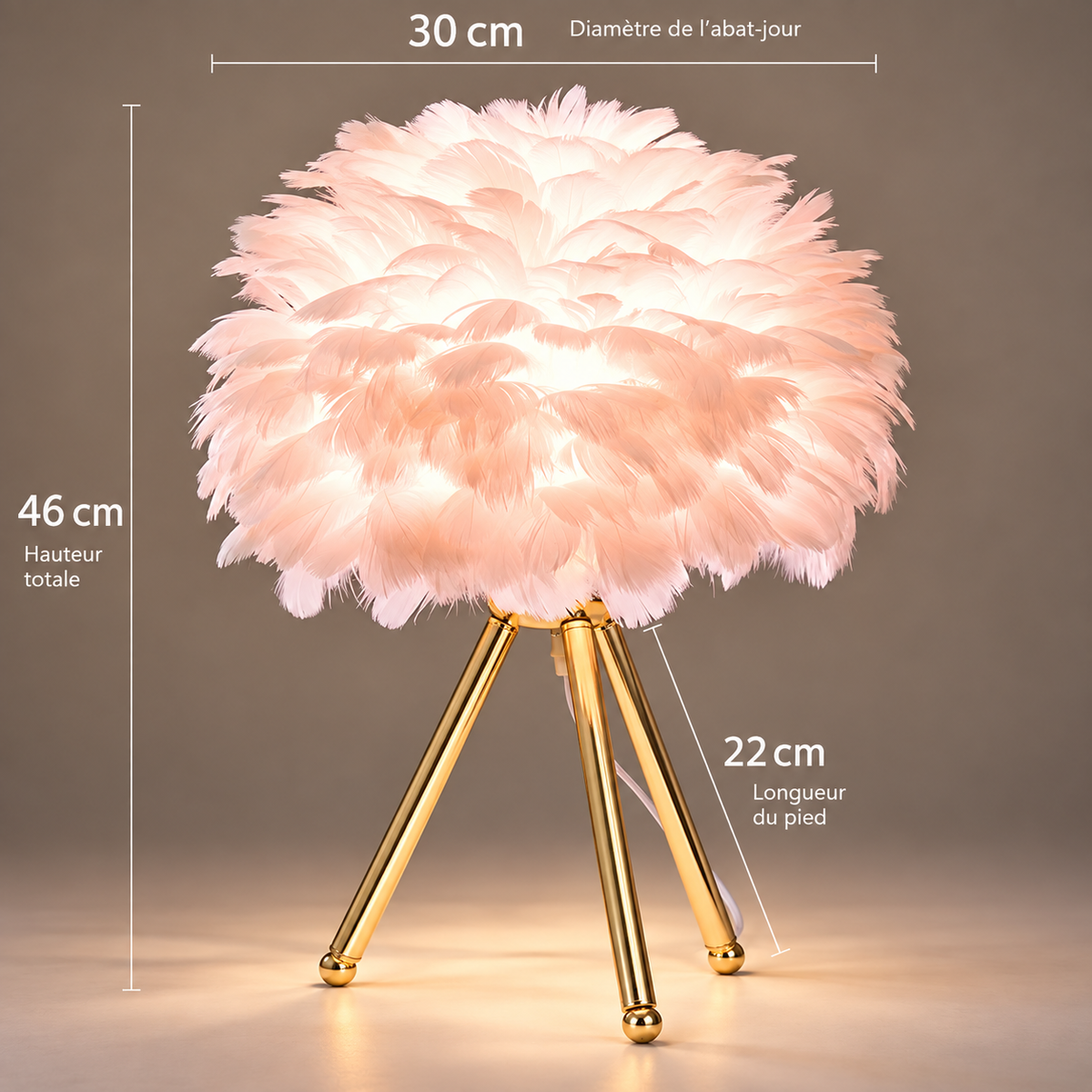 Dimensions de la lampe de chevet plume Modena : abat-jour 30 cm de diamètre, hauteur totale 46 cm, pieds 22 cm | Cocon de Lune