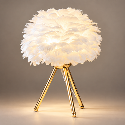 Lampe de chevet plume Modena Or Blanc : abat-jour en plumes blanches sur trépied doré | Cocon de Lune