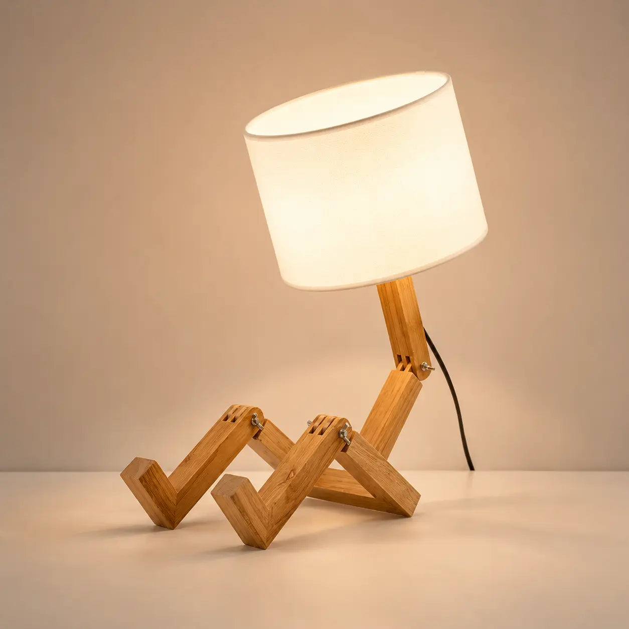 Lampe de Chevet Robot en Bois – Veilleuse LED Déco